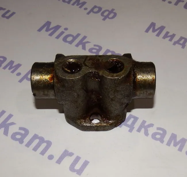 Стойка коромысел старого образца с заглушками / ПАО КамАЗ